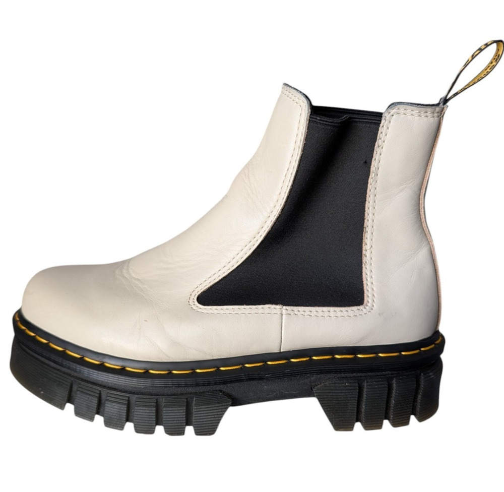 Dr Martens *SINGLE SHOE* Audrick Nappa Leather Platform Chelsea Boots Women's 11